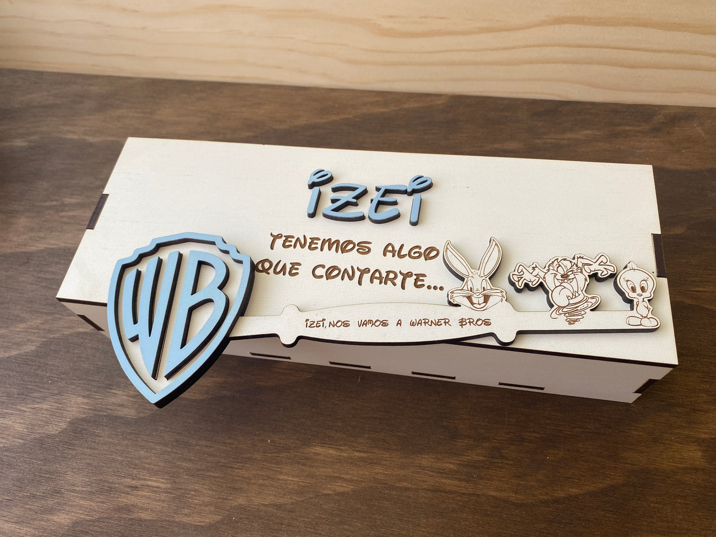 Llave viaje sorpresa warner