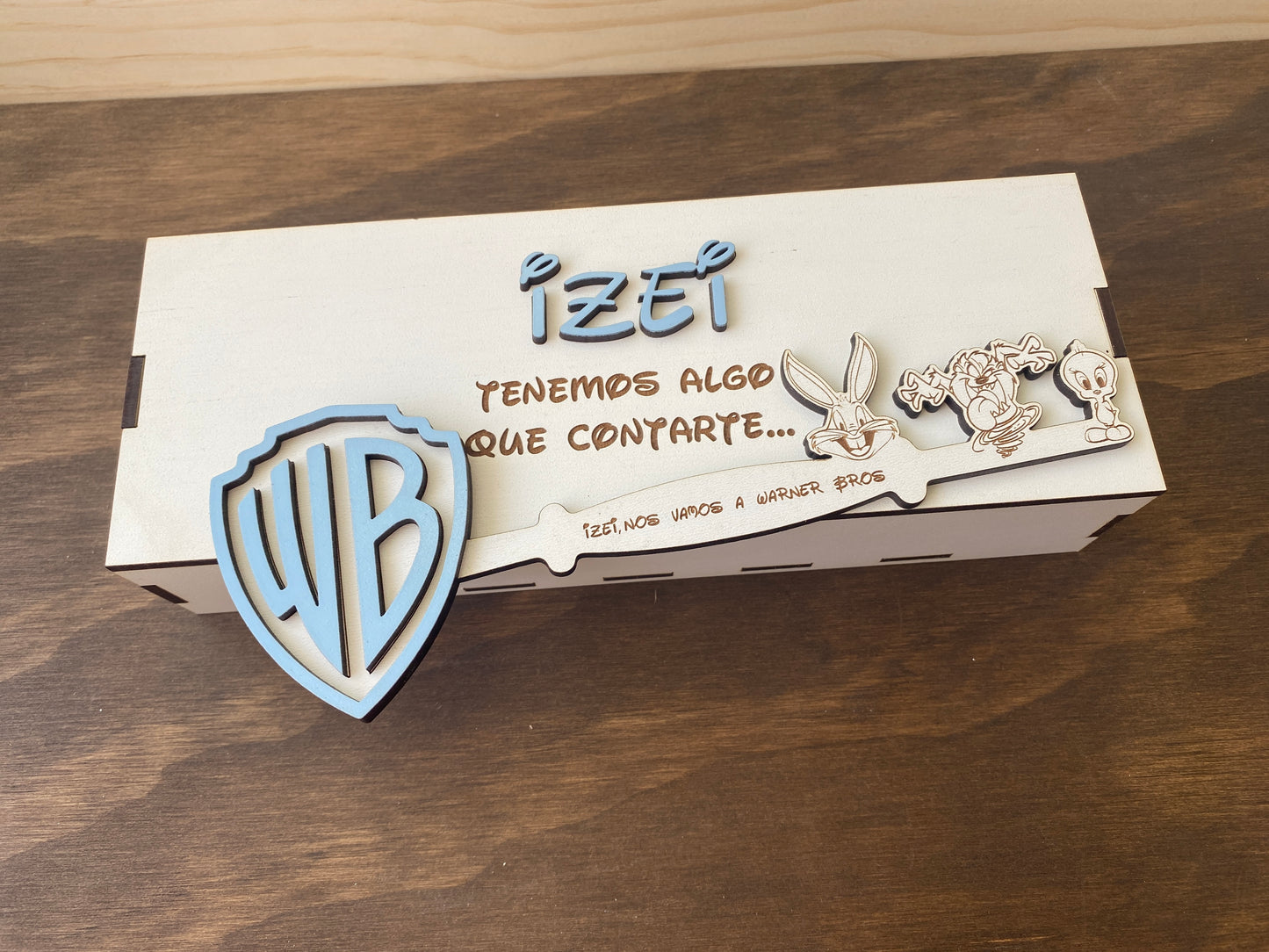 Llave viaje sorpresa warner